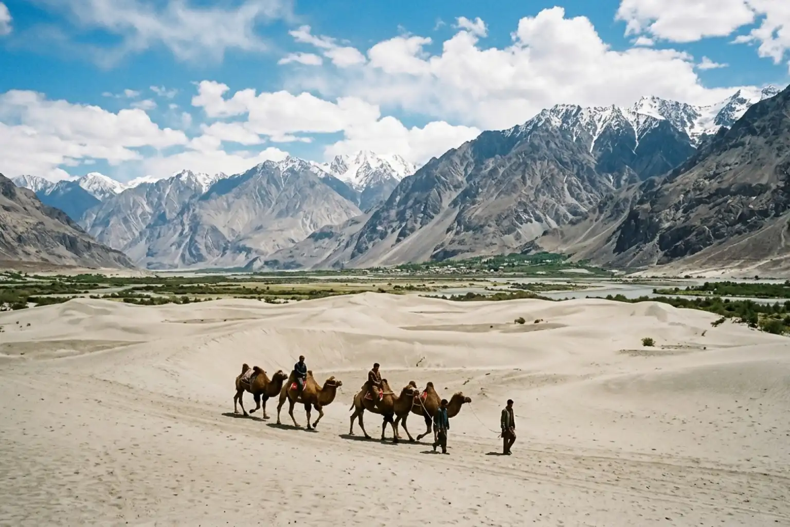 6. Nubra Valley - YahTrip Travel Guide