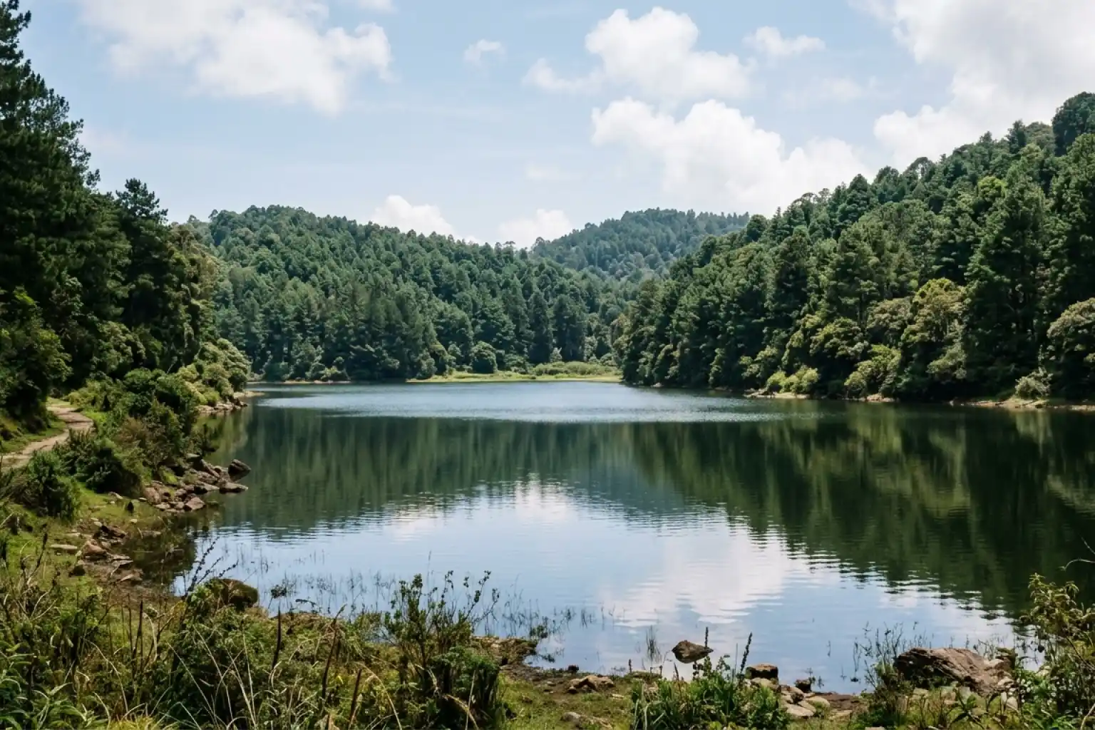 8. Berijam Lake - YahTrip Travel Guide